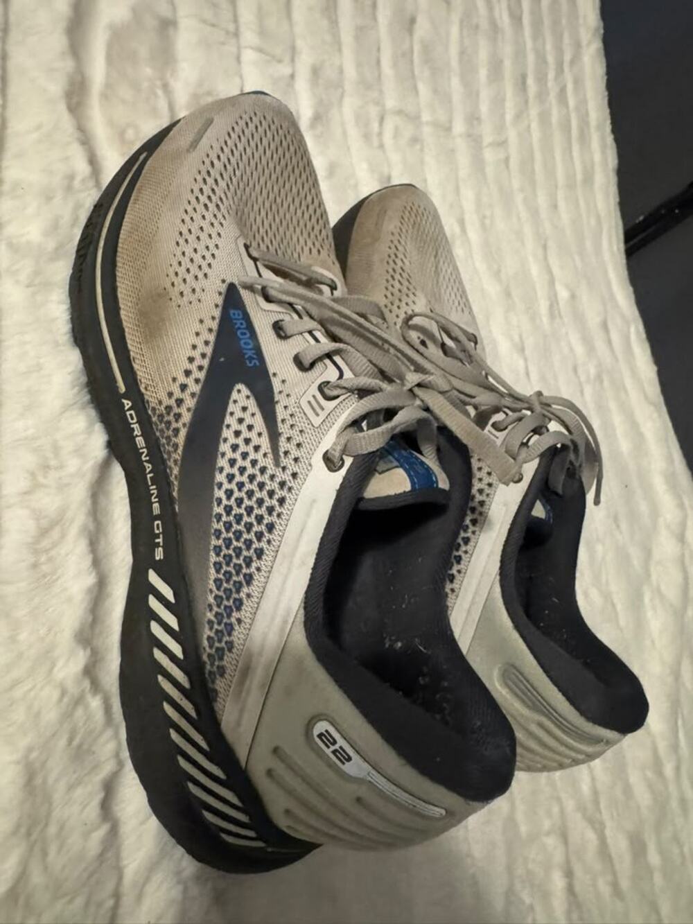 Brooks Adrenaline GTS Men's Running Shoes Gray Black Lace Up Size 10.5